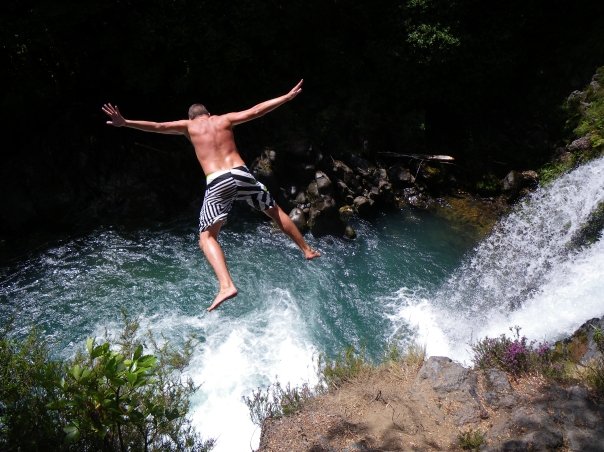 Dive into waterfall | New Zealand